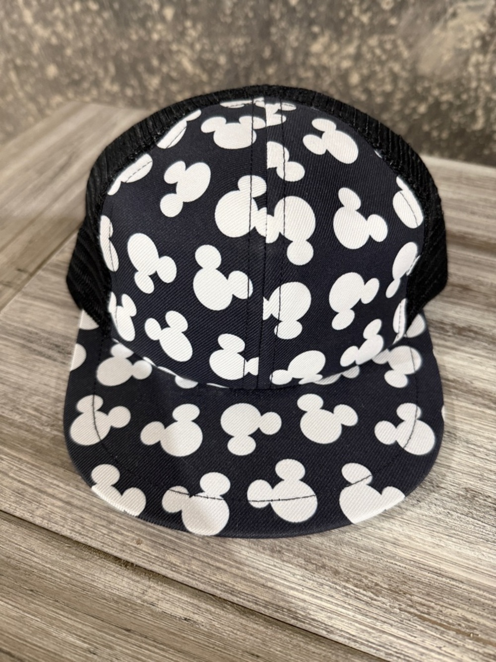 George Hats - Mickey (child)